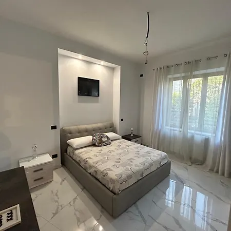 Con Terrazzo Apartamento