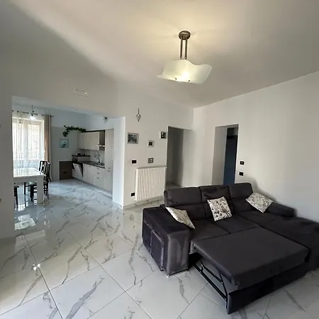 Con Terrazzo Apartamento *
